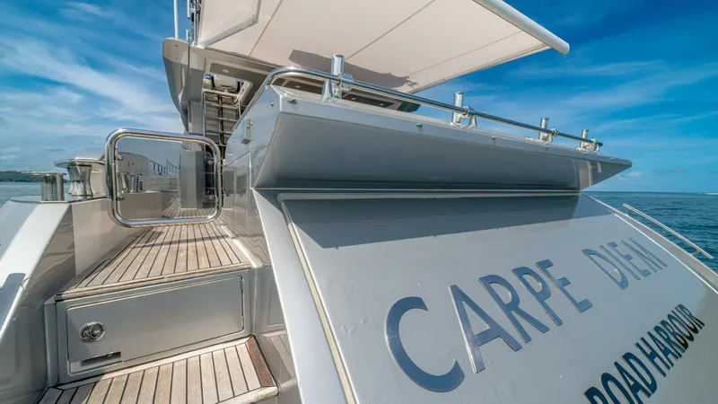 Slide: The Image of Azimut 77S 2017 - 38