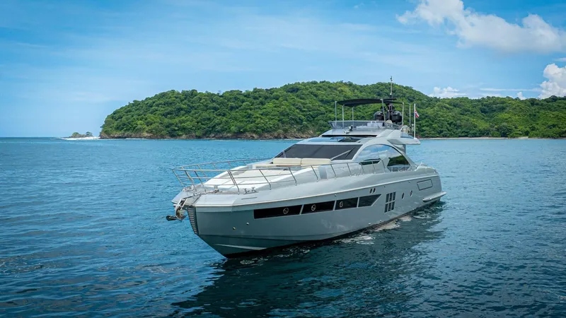 Slide: The Image of Azimut 77S 2017 - 131