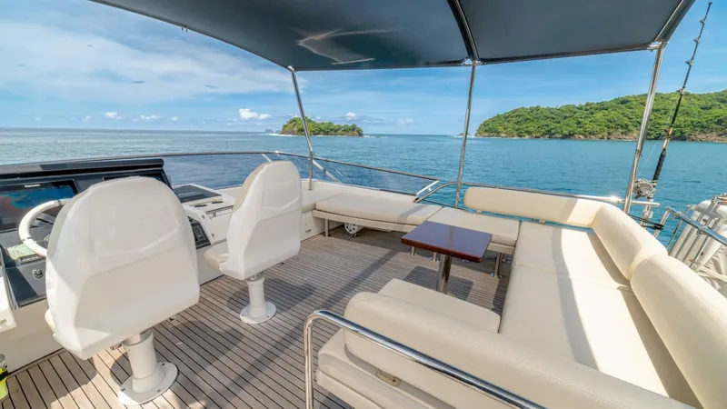 Slide: The Image of Azimut 77S 2017 - 59