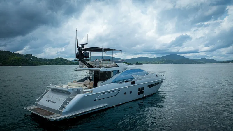 Slide: The Image of Azimut 77S 2017 - 138