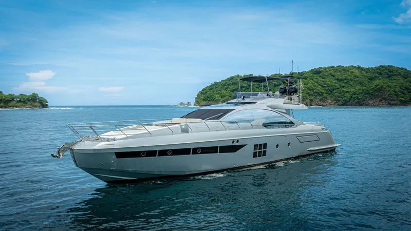 Slide: The Image of Azimut 77S 2017 - 132