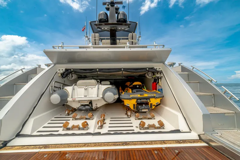 Slide: The Image of Azimut 77S 2017 - 67