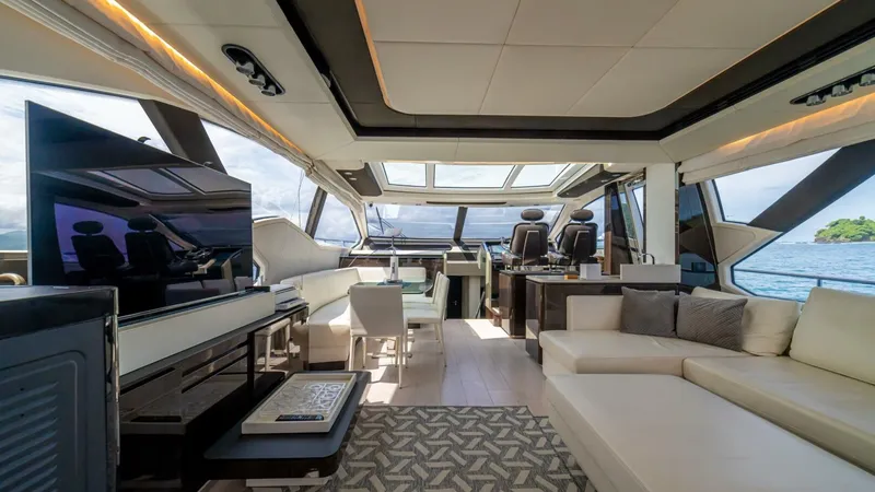 Slide: The Image of Azimut 77S 2017 - 7