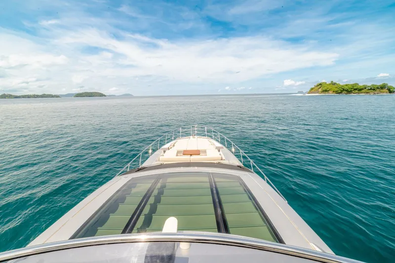 Slide: The Image of Azimut 77S 2017 - 57