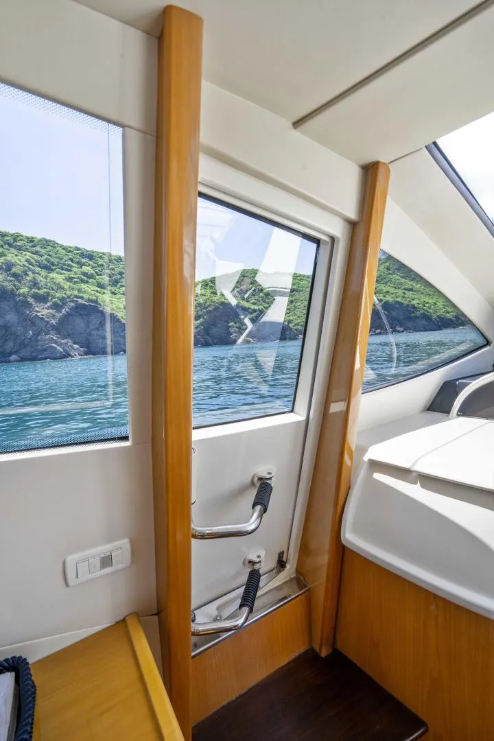 Slide: The Image of Pershing 76 Motor Yacht 2005 - 13