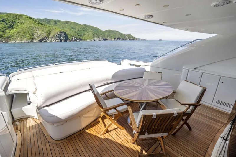 Slide: The Image of Pershing 76 Motor Yacht 2005 - 2
