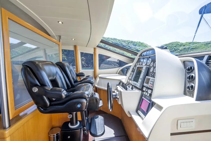 Slide: The Image of Pershing 76 Motor Yacht 2005 - 7
