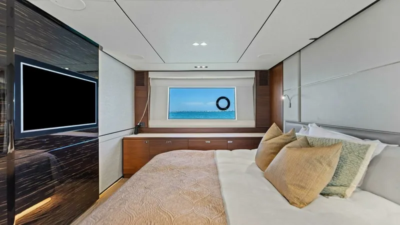 Slide: The Image of Princess Y75 Motor Yacht 2018 - 25