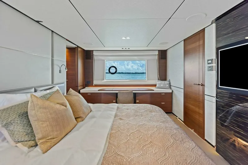 Slide: The Image of Princess Y75 Motor Yacht 2018 - 26