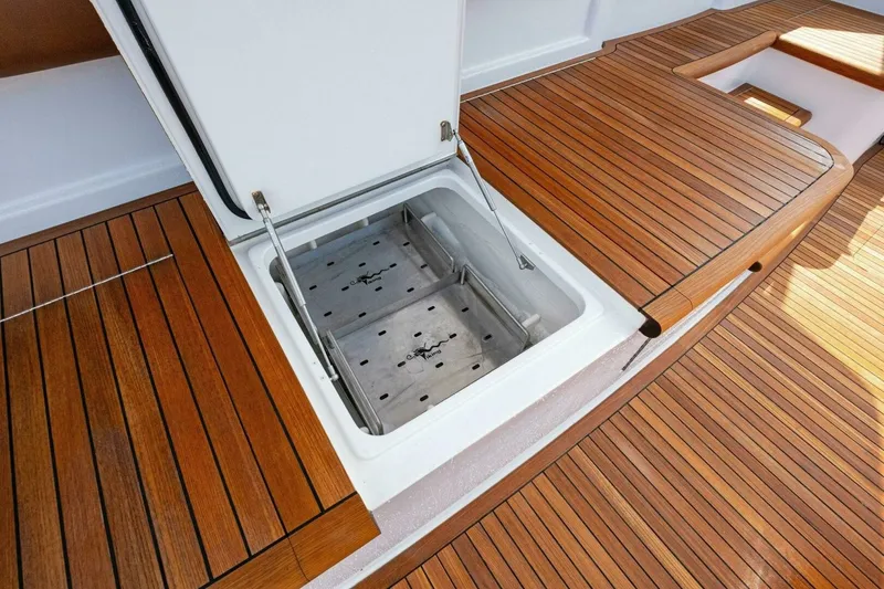 Slide: The Image of Viking 82 Convertible 2012 - 66