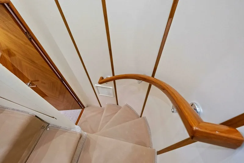 Slide: The Image of Viking 82 Convertible 2012 - 18