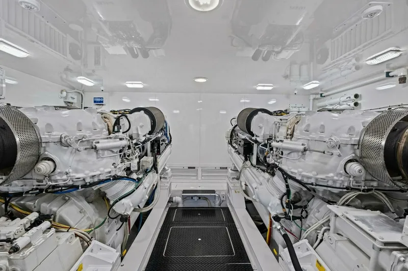 Slide: The Image of Viking 82 Convertible 2012 - 93
