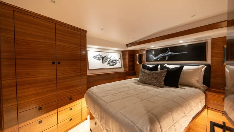 Slide: The Image of Viking 82 Convertible 2025 - 33