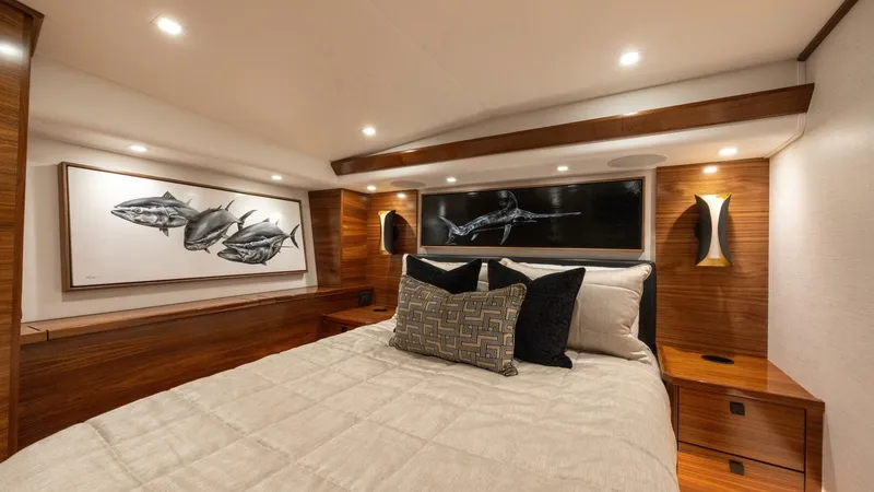 Slide: The Image of Viking 82 Convertible 2025 - 29