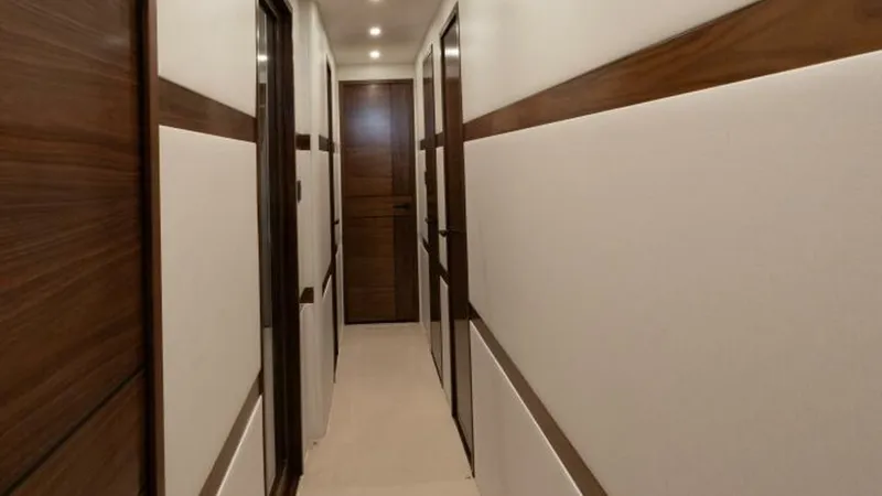 Slide: The Image of Viking 82 Convertible 2025 - 16