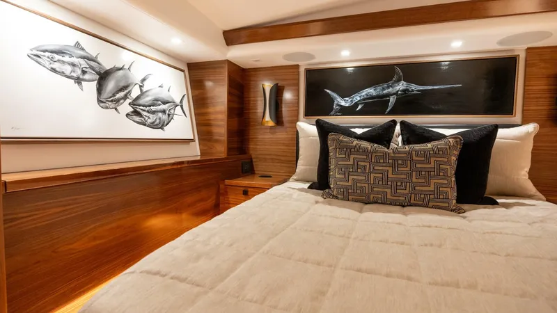Slide: The Image of Viking 82 Convertible 2025 - 31