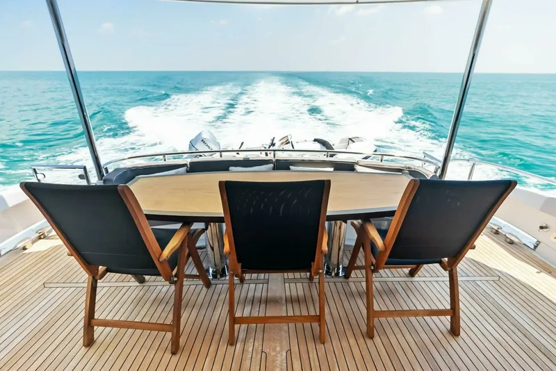 Slide: The Image of Lazzara Yachts 84 Skylounge 2006 - 41