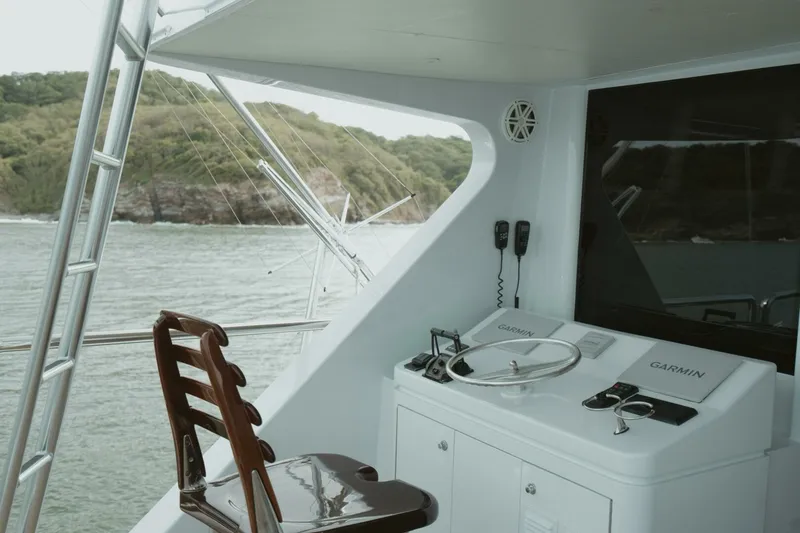 Slide: The Image of Oceanfast 87 Enclosed Bridge Sportfish 1996 - 20