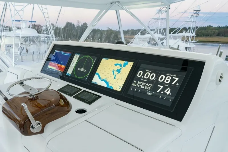 Slide: The Image of Viking 90 Convertible 2027 - 3