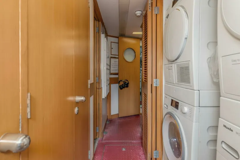 Slide: The Image of Feadship 116 Sport Fisher 1989 - 30