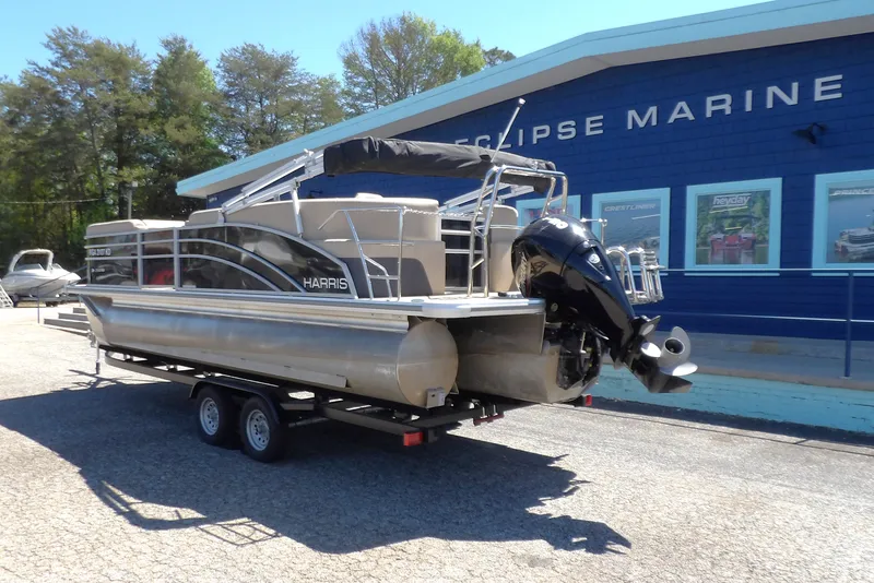 Slide: The Image of Harris 230 Cruiser 2025 - 1