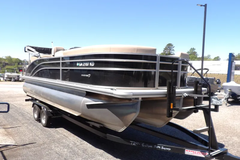 Slide: The Image of Harris 230 Cruiser 2025 - 4
