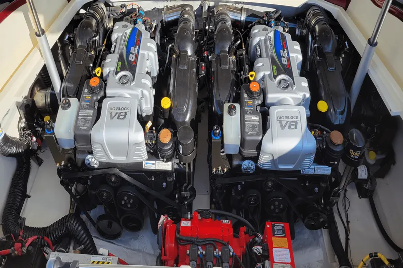 Slide: The Image of Chris-Craft 34 CORSAIR 2021 - 10