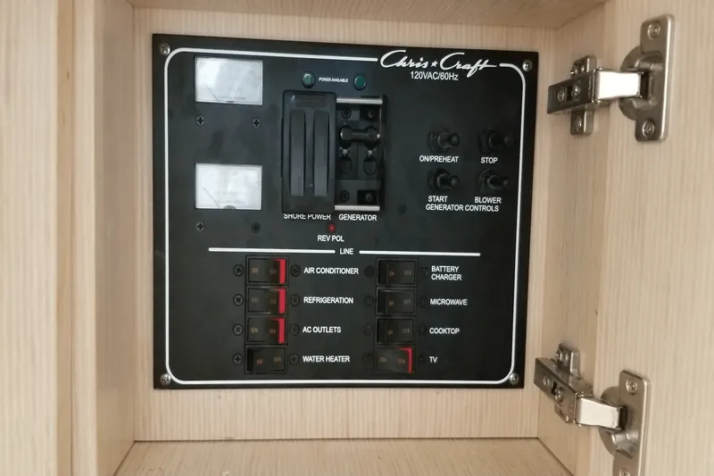 Slide: The Image of Chris-Craft 34 CORSAIR 2021 - 14
