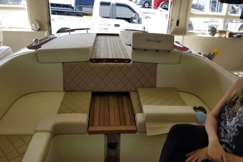 Slide: The Image of Chris-Craft 34 CORSAIR 2021 - 19