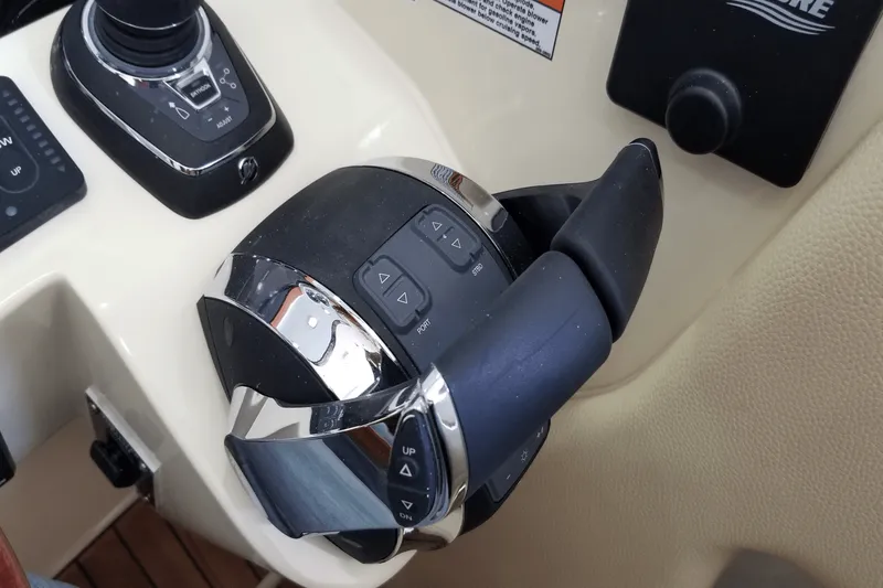 Slide: The Image of Chris-Craft 34 CORSAIR 2021 - 26