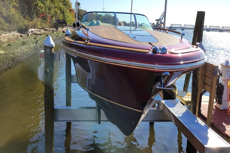 Slide: The Image of Chris-Craft 34 CORSAIR 2021 - 7