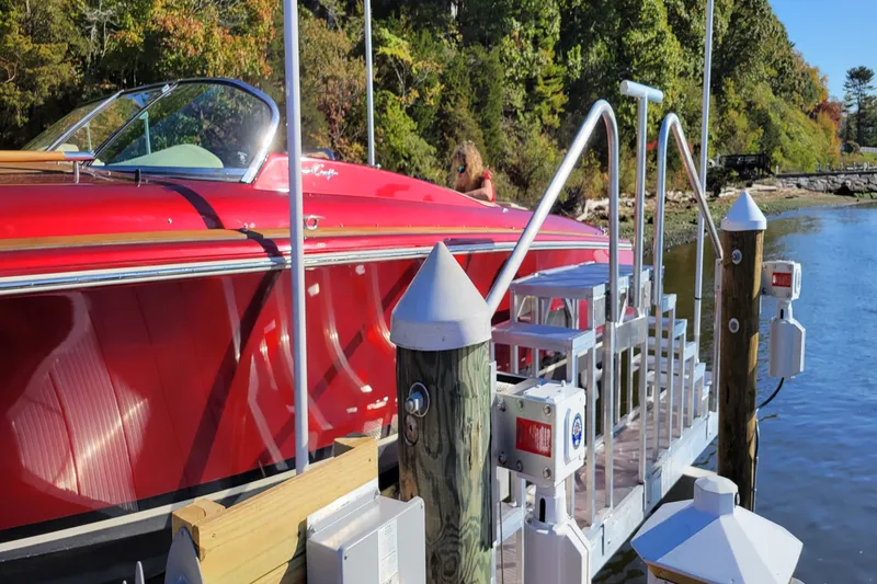 Slide: The Image of Chris-Craft 34 CORSAIR 2021 - 8