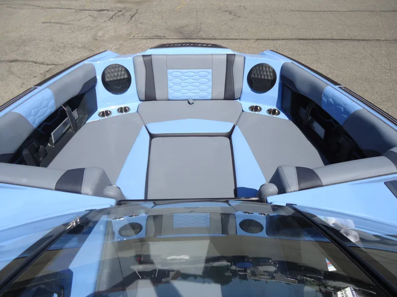 Slide: The Image of Malibu Boats 24 MXZ 2026 - 2