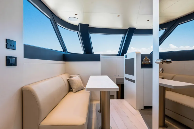 Slide: The Image of Azimut MAGELLANO 25 METRI 2023 - 60