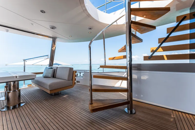 Slide: The Image of Azimut MAGELLANO 25 METRI 2023 - 66