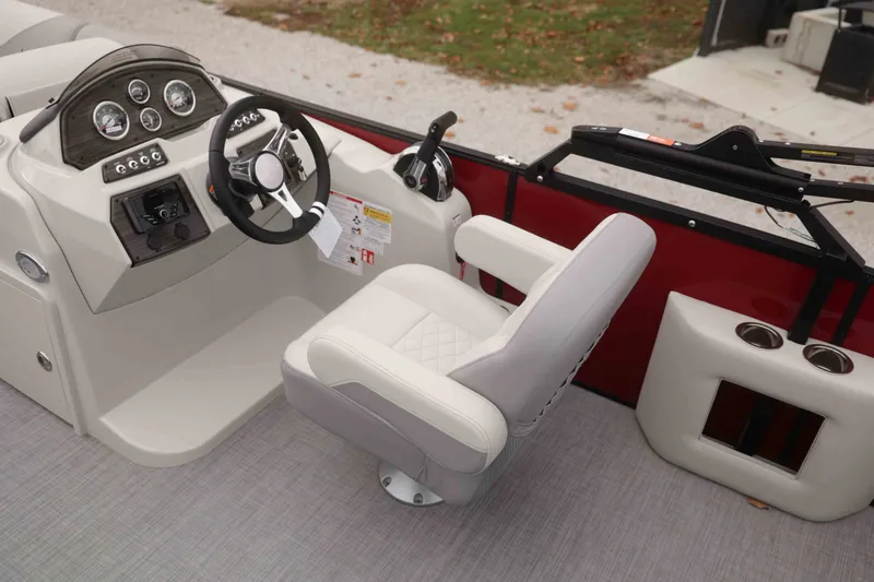 Slide: The Image of LOWE SS230W 2026 - 14