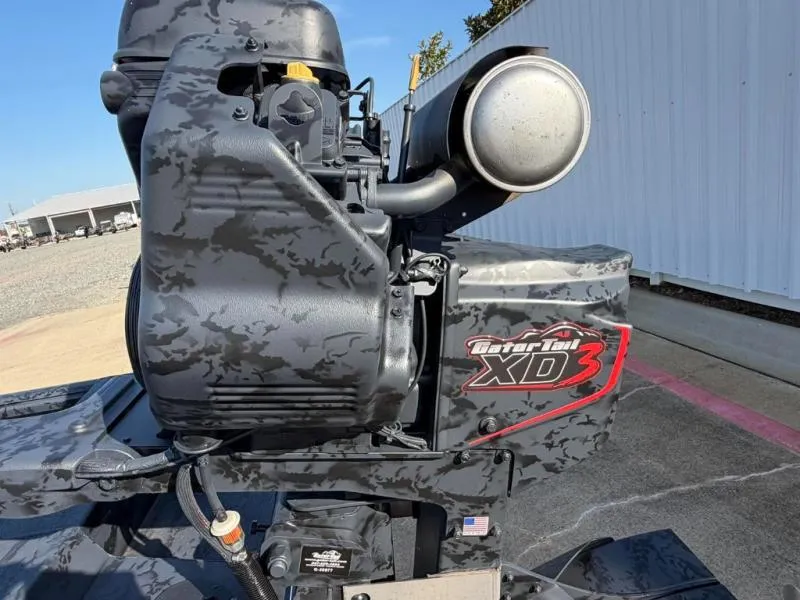 Slide: The Image of Gator-Tail 17/54 Extreme Series 2027 - 21