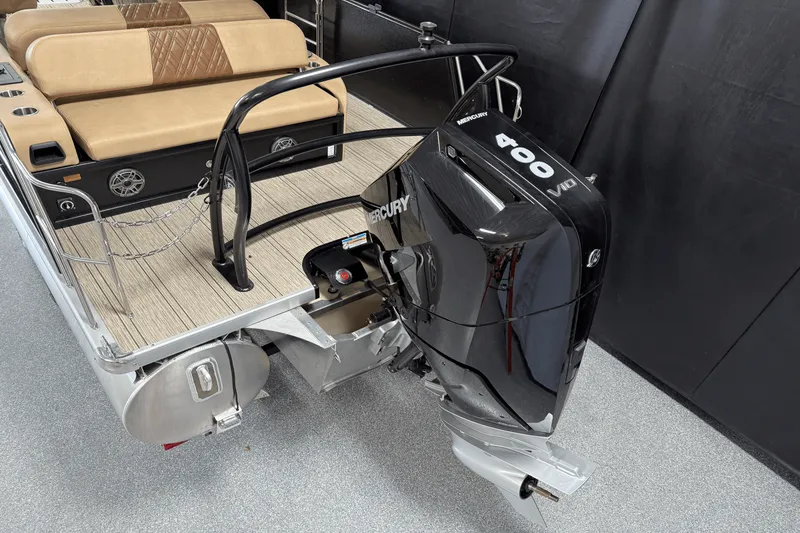 Slide: The Image of Premier 270 Intrigue 2024 - 10