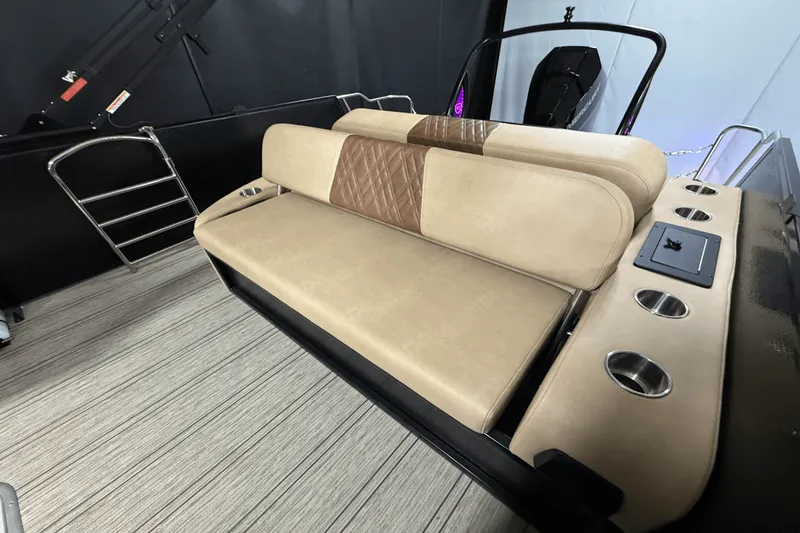 Slide: The Image of Premier 270 Intrigue 2024 - 34