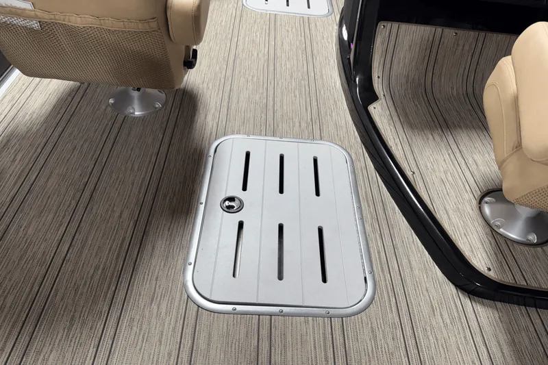 Slide: The Image of Premier 270 Intrigue 2024 - 40