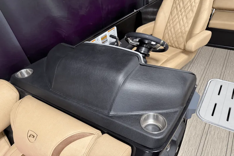 Slide: The Image of Premier 270 Intrigue 2024 - 45