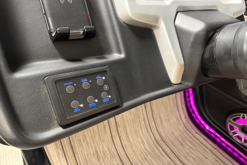 Slide: The Image of Premier 270 Intrigue 2024 - 50