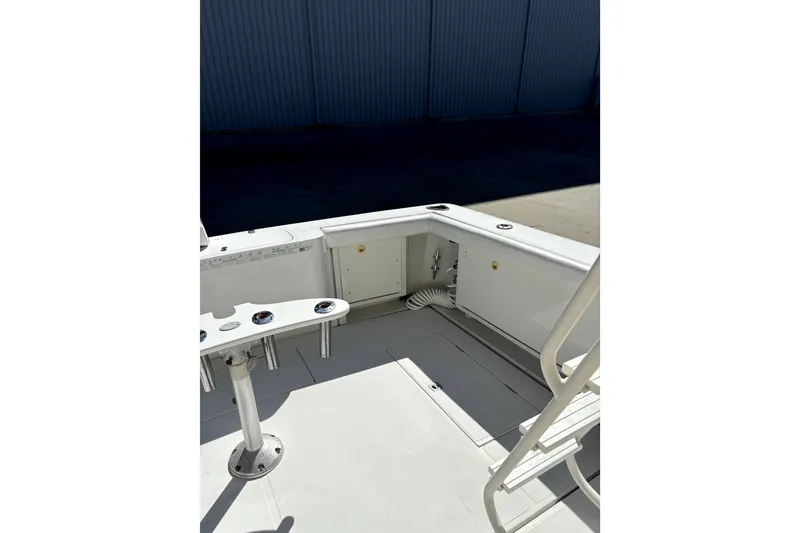 Slide: The Image of Jupiter 35 Convertible 2004 - 7