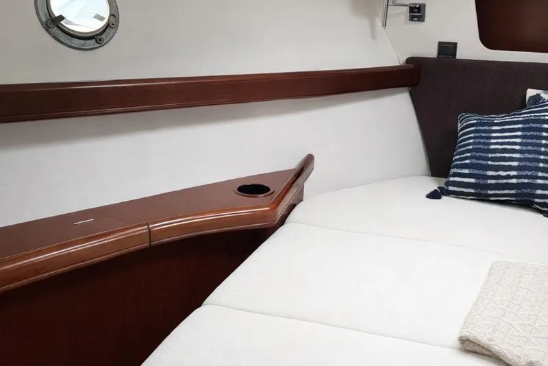 Slide: The Image of Beneteau Swift Trawler 42 2004 - 10