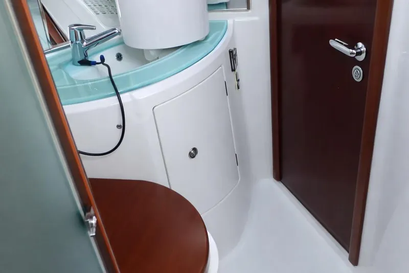 Slide: The Image of Beneteau Swift Trawler 42 2004 - 16