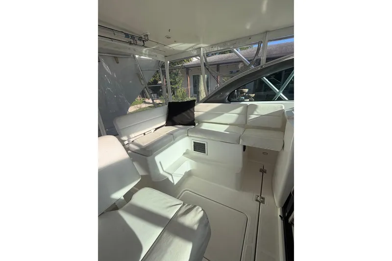Slide: The Image of Pursuit 3800 Express 2002 - 9