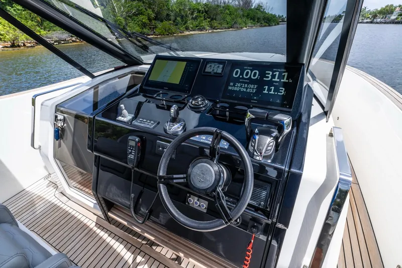 Slide: The Image of Astondoa 377 Coupe Outboard 2024 - 1