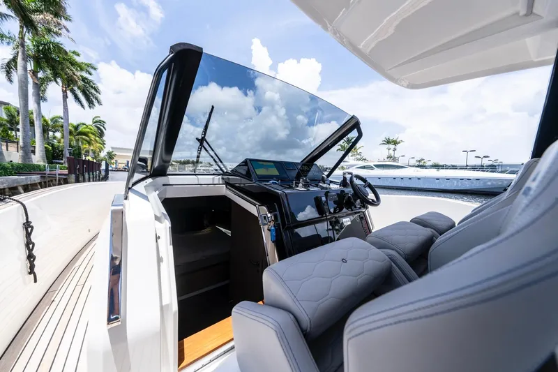 Slide: The Image of Astondoa 377 Coupe Outboard 2024 - 16