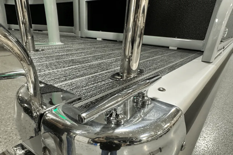 Slide: The Image of Premier 250 Solaris Sport 2024 - 27