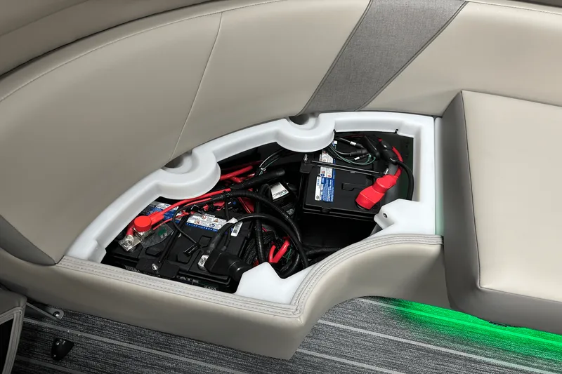 Slide: The Image of Premier 250 Solaris Sport 2024 - 47